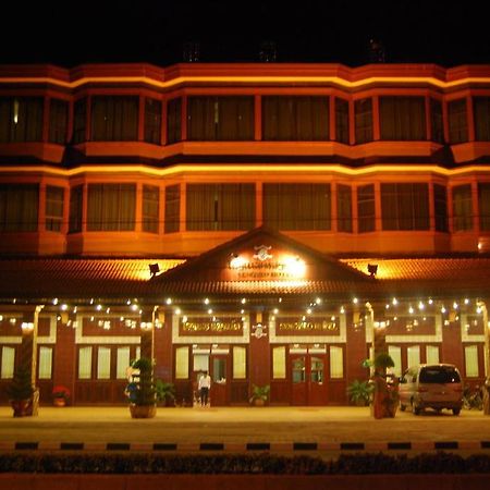 Sengkeo Hotel Vientiane Bagian luar foto