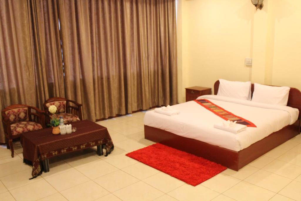 Sengkeo Hotel Vientiane Bagian luar foto