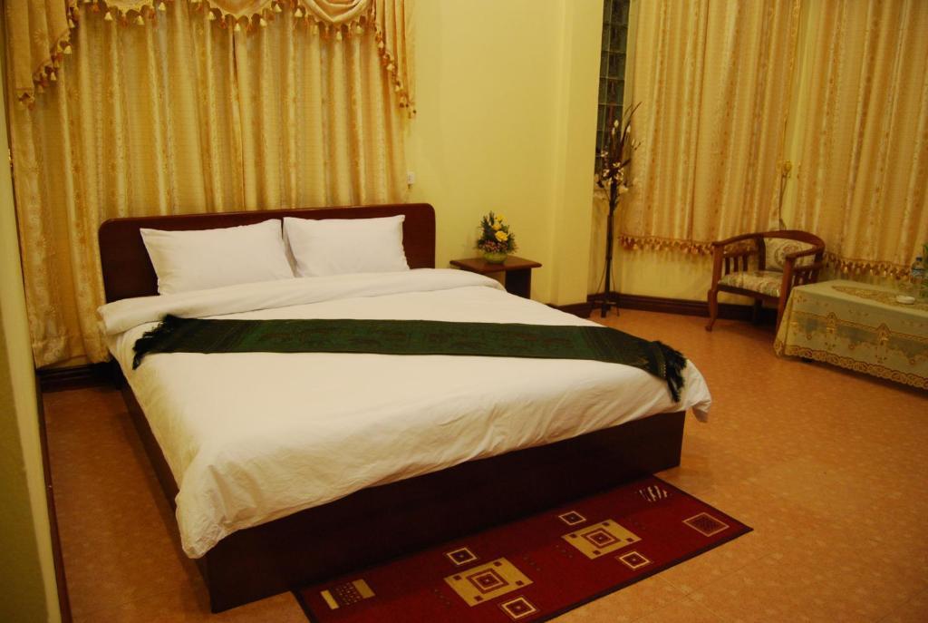 Sengkeo Hotel Vientiane Bagian luar foto